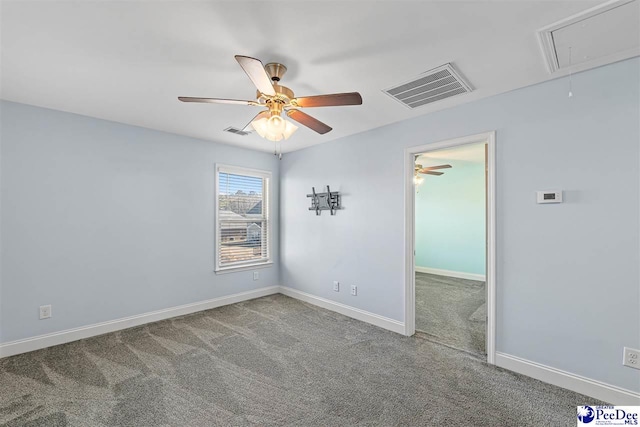 unfurnished room with carpet floors and ceiling fan