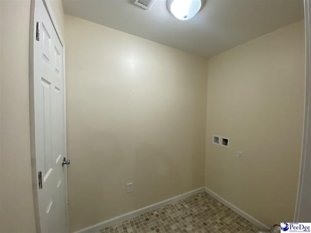 laundry room with washer hookup