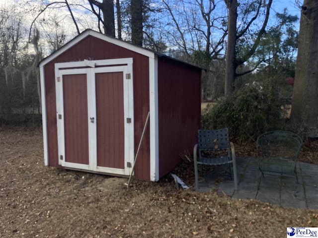 view of outbuilding