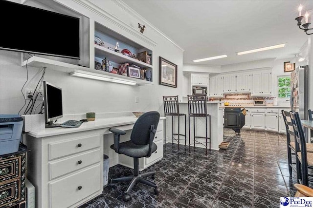 130 Nez Perce Dr, Darlington, SC 29532 - office space with built in study area and crown molding