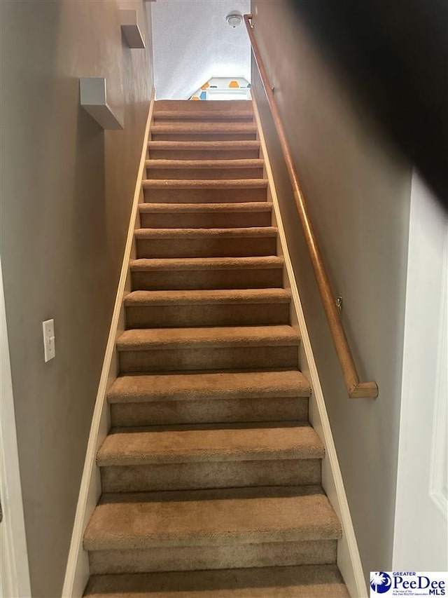 2143 Glenmore Way, Florence, SC 29505 - view of stairway