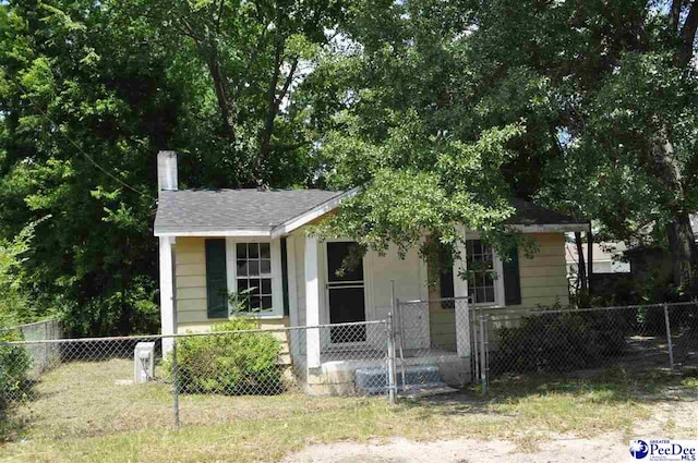 507 Charleston St, Marion, SC 29571 - photo 1