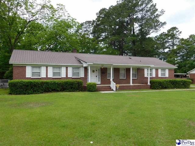 404 N Marlboro St, Mc Coll, SC 29570 - photo 1