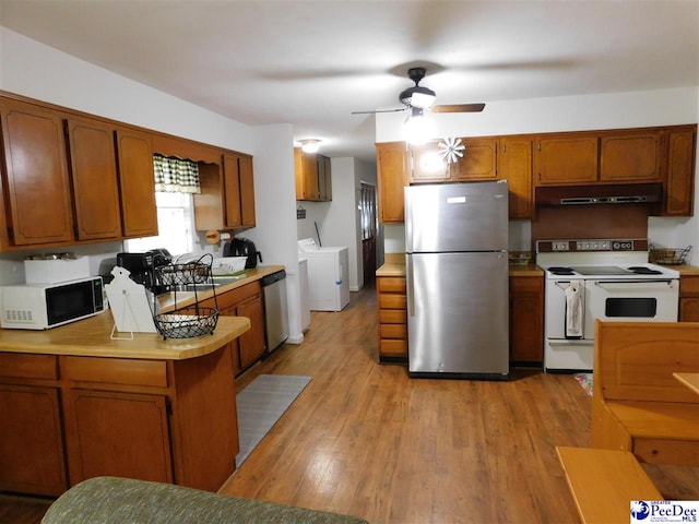 404 N Marlboro St, Mc Coll, SC 29570 - photo 9