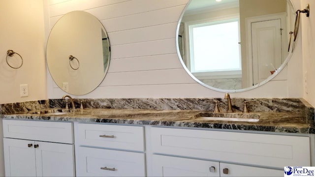 855 Bellemeade Cir, Florence, SC 29501 - bathroom with double vanity