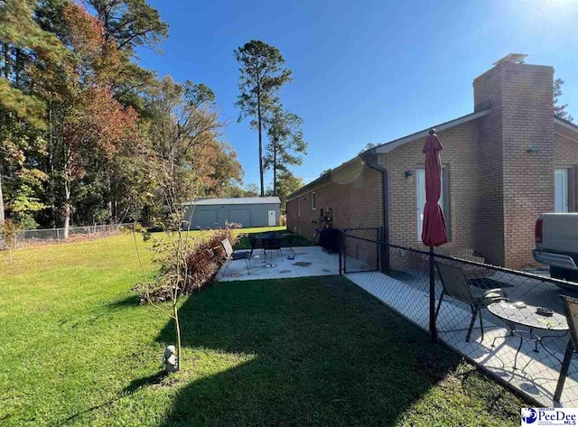 view of yard with a patio area