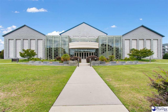 view of building exterior