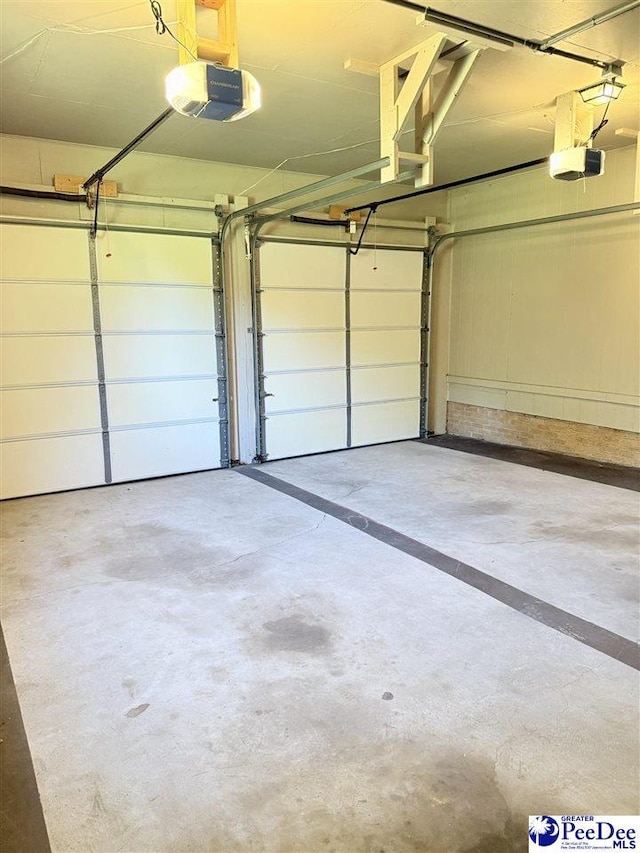 1801 E Howe Springs Rd, Florence, SC 29505 - garage featuring a garage door opener