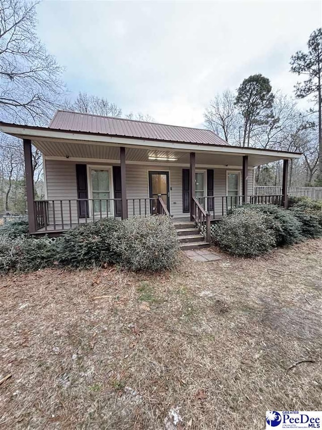 view of front of property with covered porch