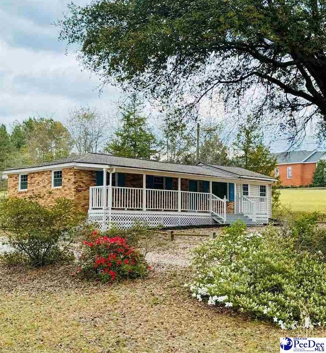 view of front of house with a porch