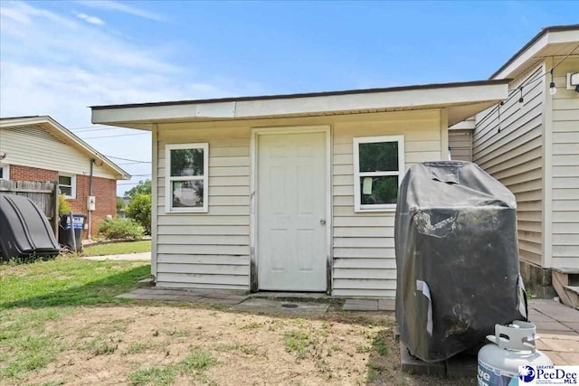 2217 W Mccown Dr, Florence, SC 29501 - view of outdoor structure featuring an outbuilding
