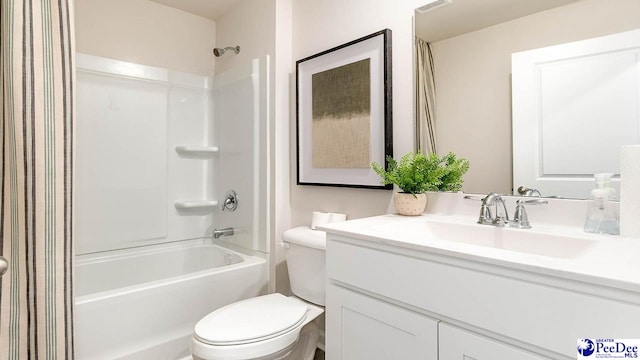 593 Strawberry Field Way, Galivants Ferry, SC 29544 - bathroom featuring toilet, vanity, and shower / bathtub combination