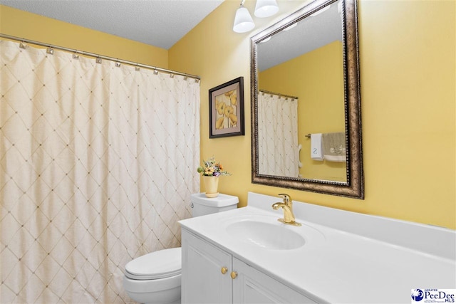 2122 Twin Bridge Dr, Florence, SC 29505 - full bath with vanity, a textured ceiling, and a shower with curtain