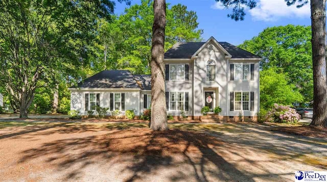 colonial inspired home featuring crawl space