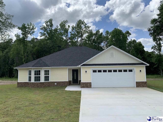 7417 E National Cemetery Rd, Florence, SC 29506 - photo 1