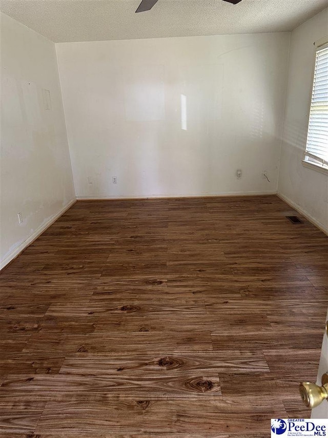 505 Player St, Timmonsville, SC 29161 - photo 2