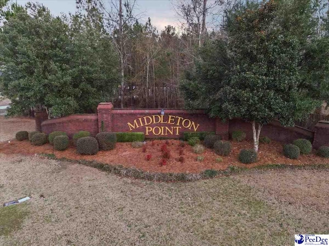 view of community / neighborhood sign