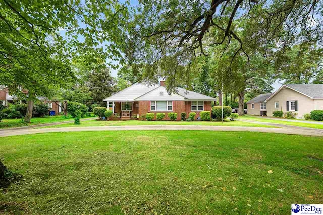 560 W Carolina Ave, Hartsville, SC 29550 - photo 1