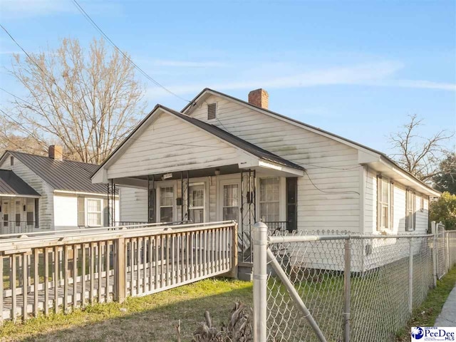 view of front of property with a porch