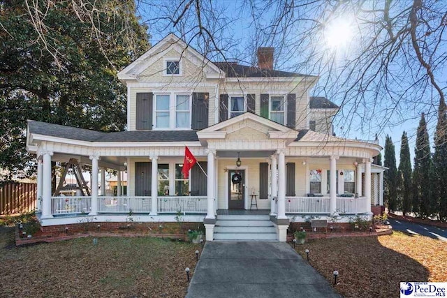 view of front of home with covered porch