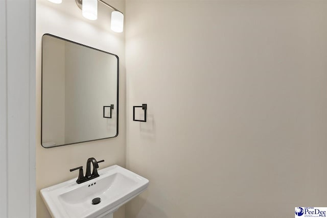 125 E Pine St, Florence, SC 29506 - bathroom featuring a sink