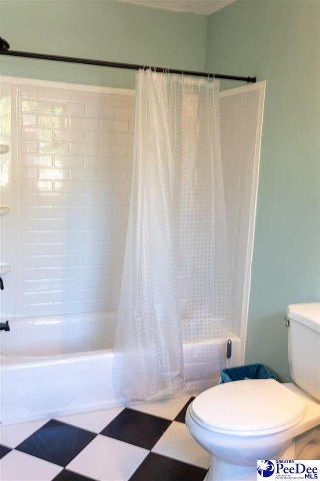 1213 E Washington St, Dillon, SC 29536 - photo 19