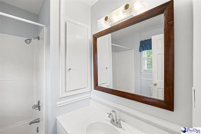 1110 Dunvegan Rd, Florence, SC 29501 - full bath featuring bathing tub / shower combination and vanity