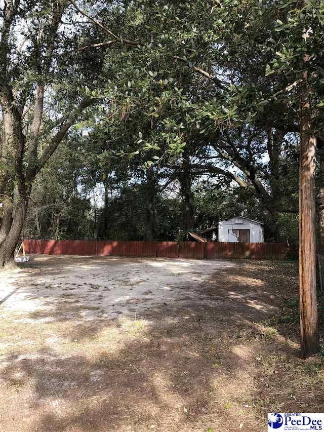 view of yard featuring fence