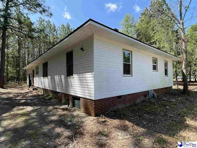 1009 Trailwood Dr, Hartsville, SC 29550 - view of side of home with crawl space