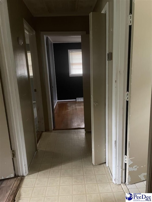 108 Swails St, Kingstree, SC 29556 - corridor featuring light flooring