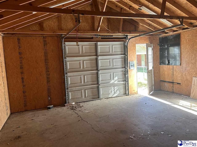1611 S Lee Dr, Florence, SC 29501 - view of garage