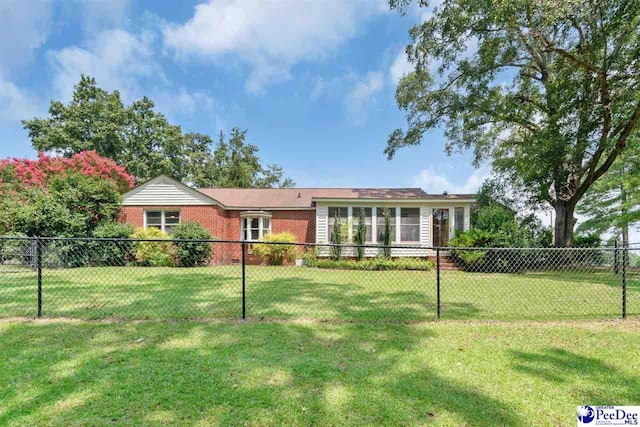 23 Mcrae Rd, Cheraw, SC 29520 - single story home featuring brick siding