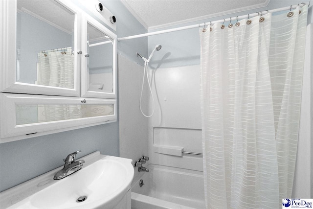 23 Mcrae Rd, Cheraw, SC 29520 - full bathroom featuring shower / tub combo with curtain, crown molding, and a textured ceiling