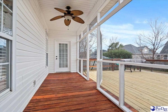 deck with ceiling fan