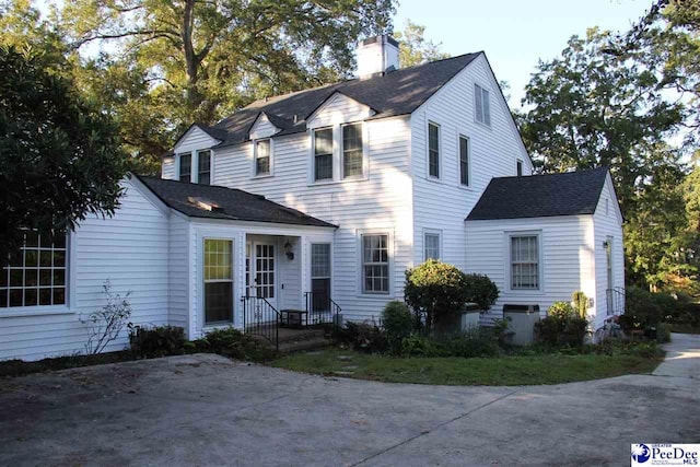 view of front of house with a patio