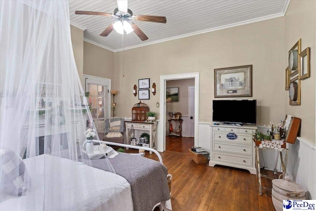 116 Moore St, Bennettsville, SC 29512 - bedroom with crown molding, wood finished floors, and a ceiling fan