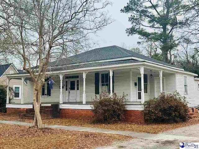 view of front of house with a porch