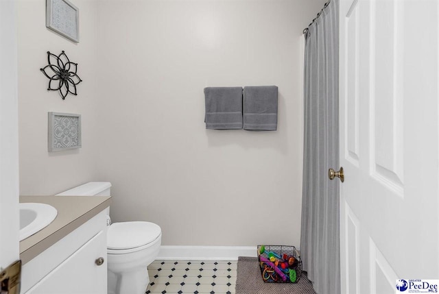 108 Wyandot St, Darlington, SC 29532 - full bath featuring vanity and toilet