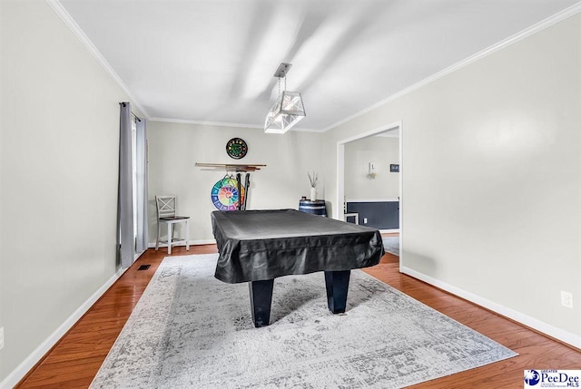 108 Wyandot St, Darlington, SC 29532 - playroom with crown molding, wood finished floors, and billiards table