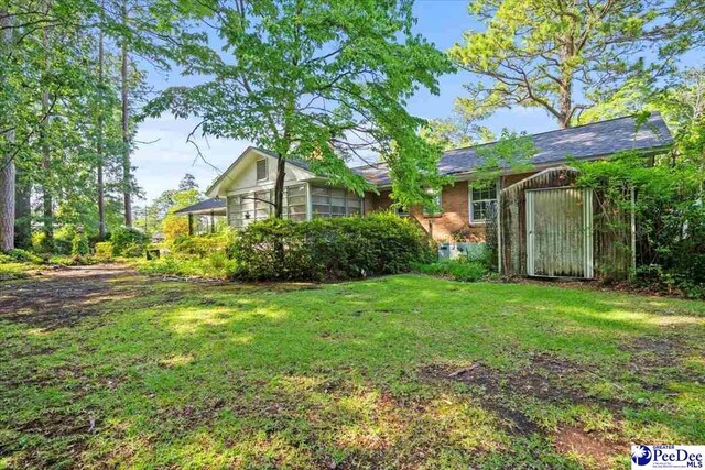 1817 E Sandhurst Dr, Florence, SC 29505 - view of green lawn