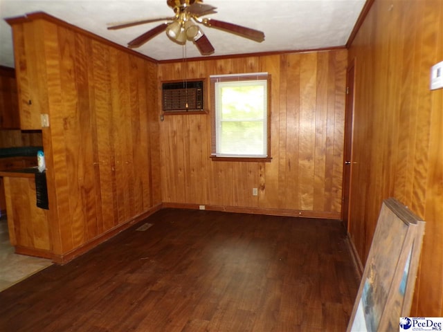 207 Mcdaniels St, Mullins, SC 29574 - photo 4