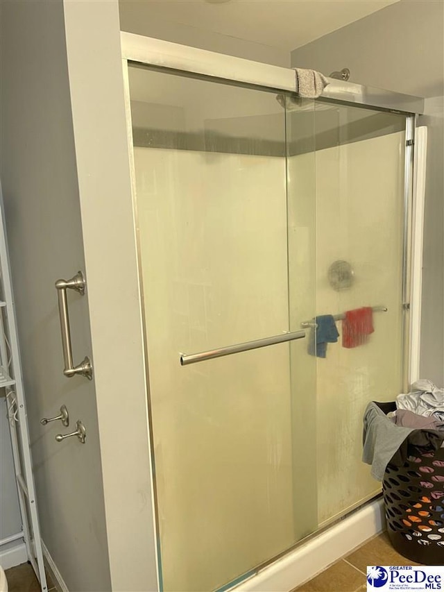 3007 Colton Dr, Florence, SC 29506 - full bath featuring a shower stall