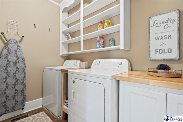 washroom with washer and clothes dryer