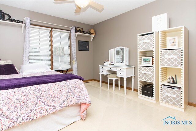 bedroom with ceiling fan