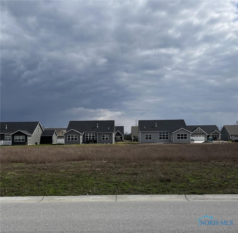 7857 Trestle Bend Rd, Monclova, OH 43542