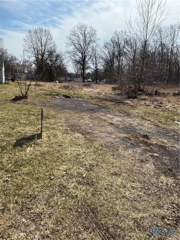2946 Elmwood Dr, Sylvania, OH 43560