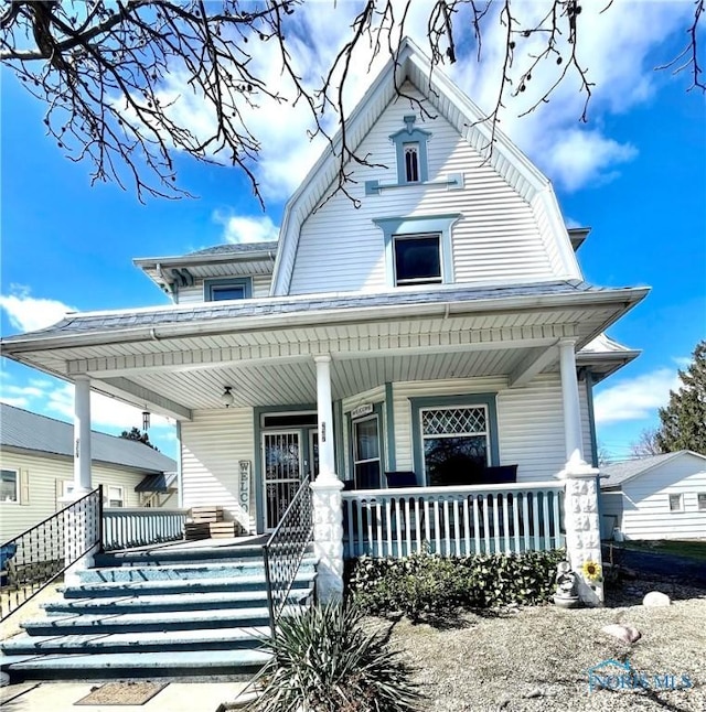 view of front of house with covered porch