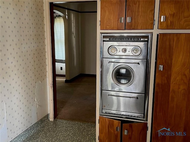 laundry room featuring washer / clothes dryer