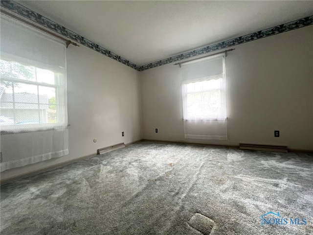 spare room with carpet flooring