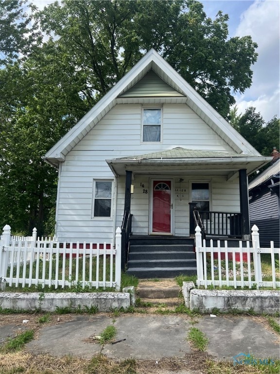 bungalow with a porch